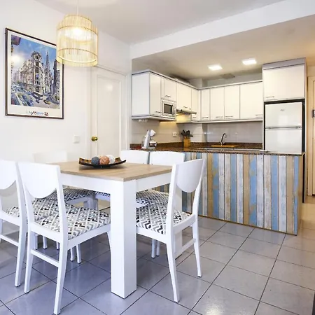 New Uolas Planet Costa Dorada Apartman